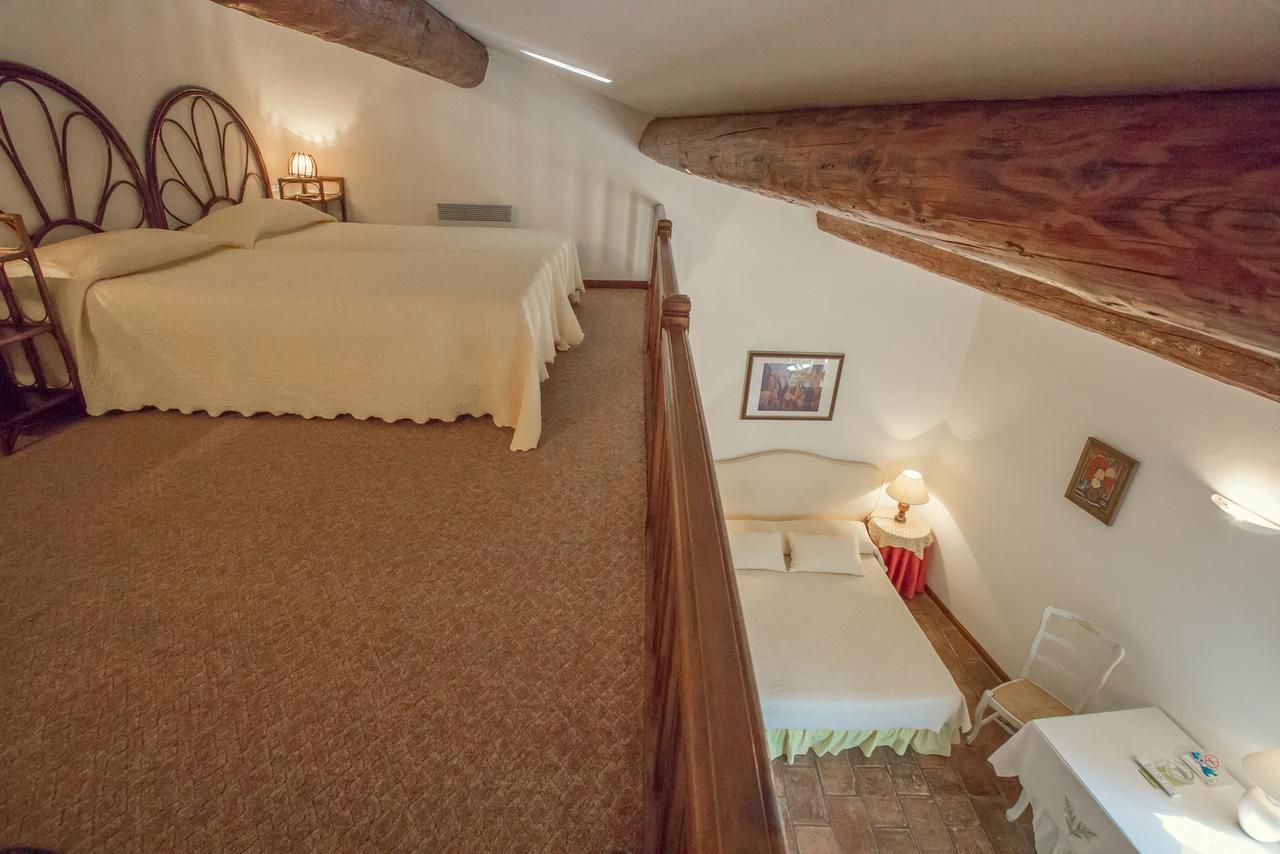 L'Enclos Des Lauriers Roses Cabrières Exteriér fotografie